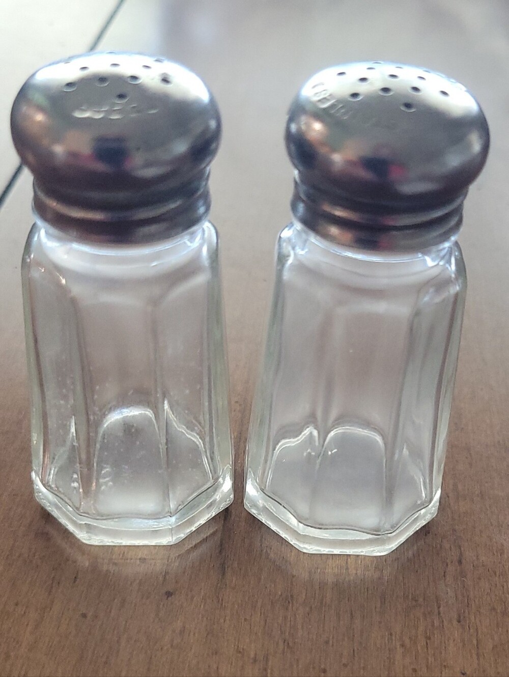Vintage 8 Sided Gemco Clear Salt And Pepper Shakers